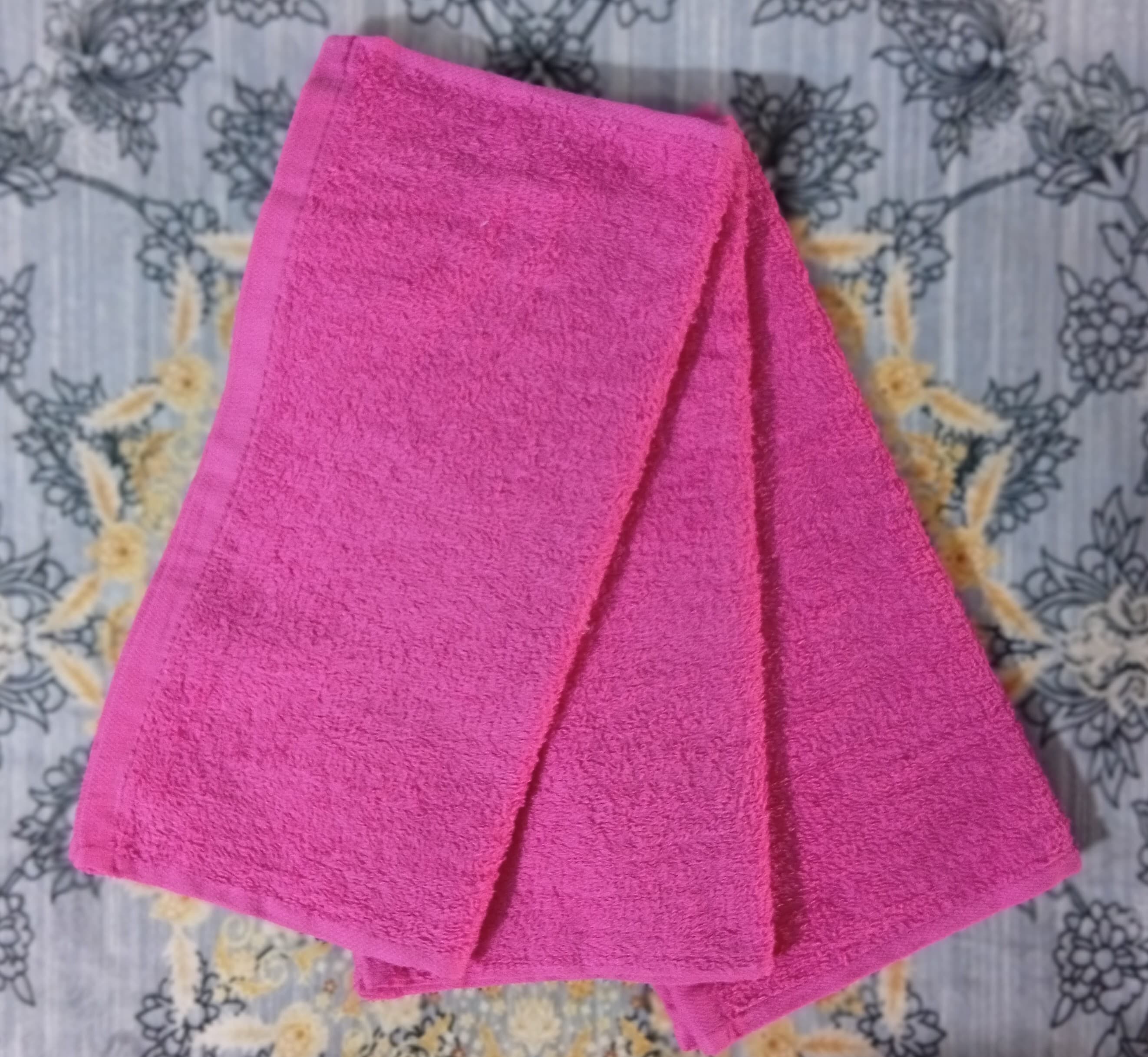 Comfort Magenta Pink face towel